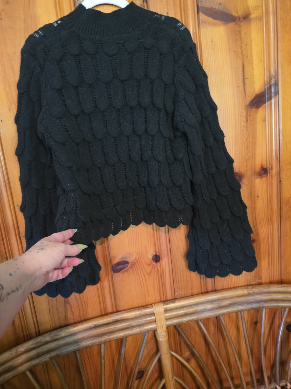 Black Ruffled Long-Sleeve Sweater - Picture 8 of 10